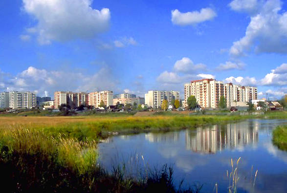 Краснотурьинск, река Турья, вид на юго-восточный район города